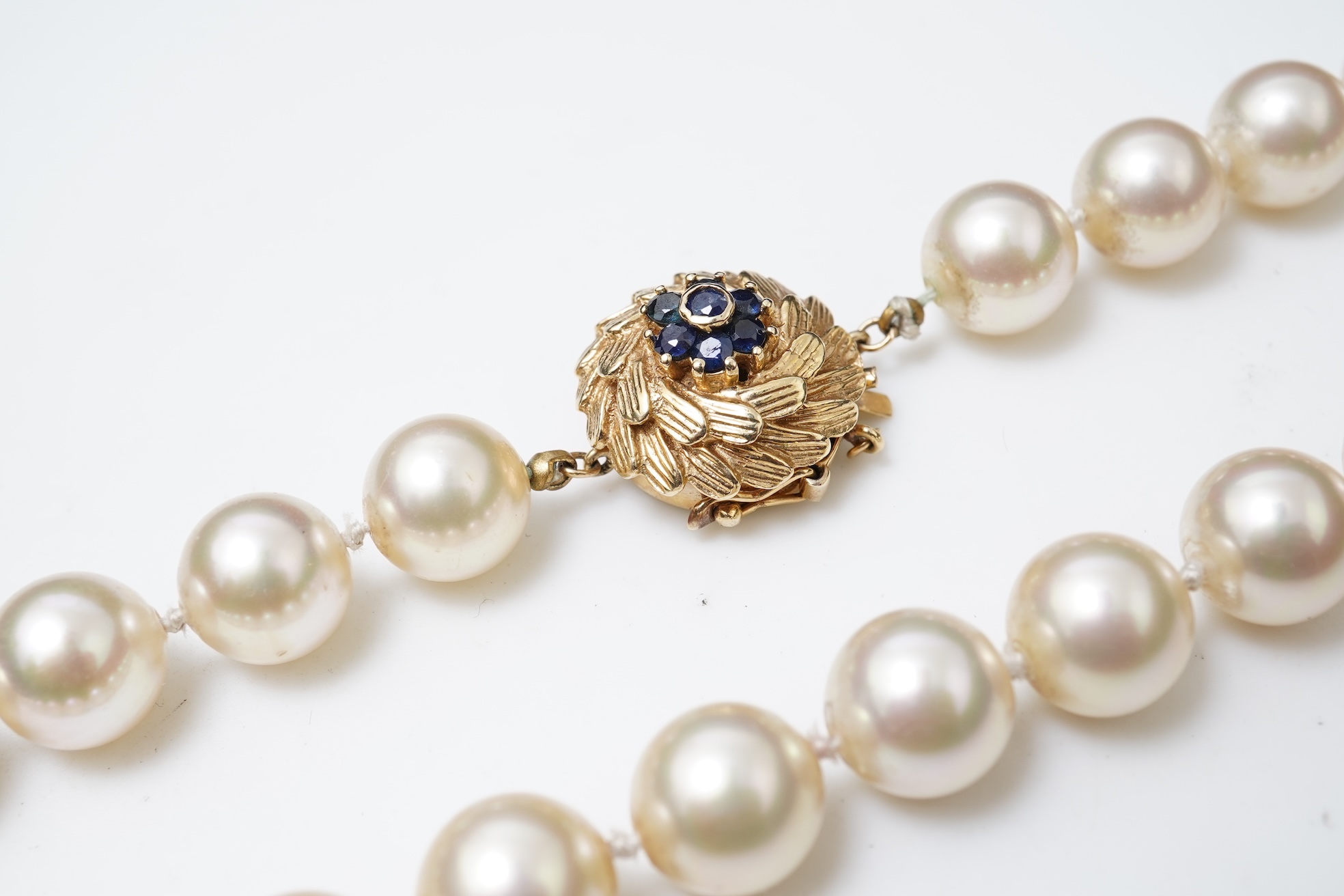 A simulant pearl, gold and sapphire necklace, 1960s